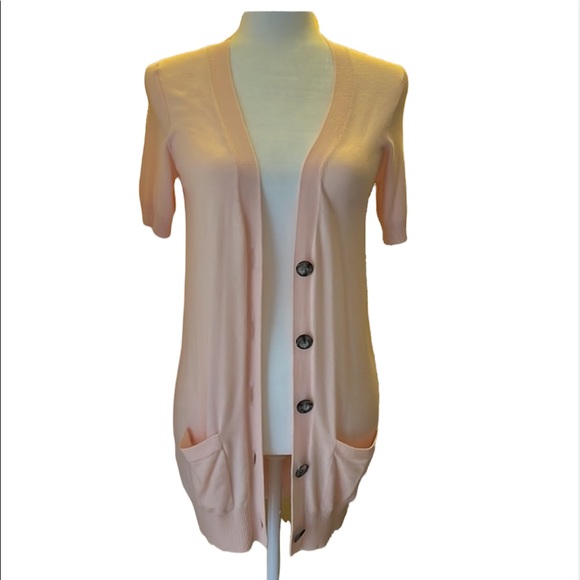 ANN TAYLOR VISCOSE CASHMERE BLEND  CARDIGAN SOFT PEACH SHORT SLEEVE POCKET SZ M - Picture 1 of 15